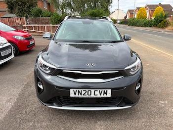 Used Kia Stonic 2020 for sale - 79344238: Photo