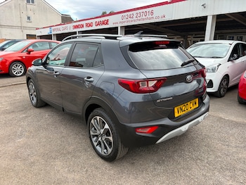Used Kia Stonic 2020 for sale - 79344238: Photo