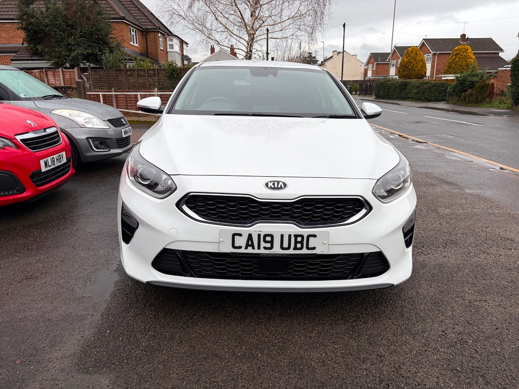 Used Kia Ceed 2019 for sale - 77570341: Photo 2