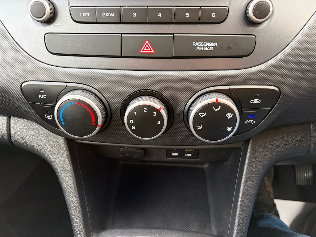 Used Hyundai i10 2018 for sale - 77151728: Photo 21