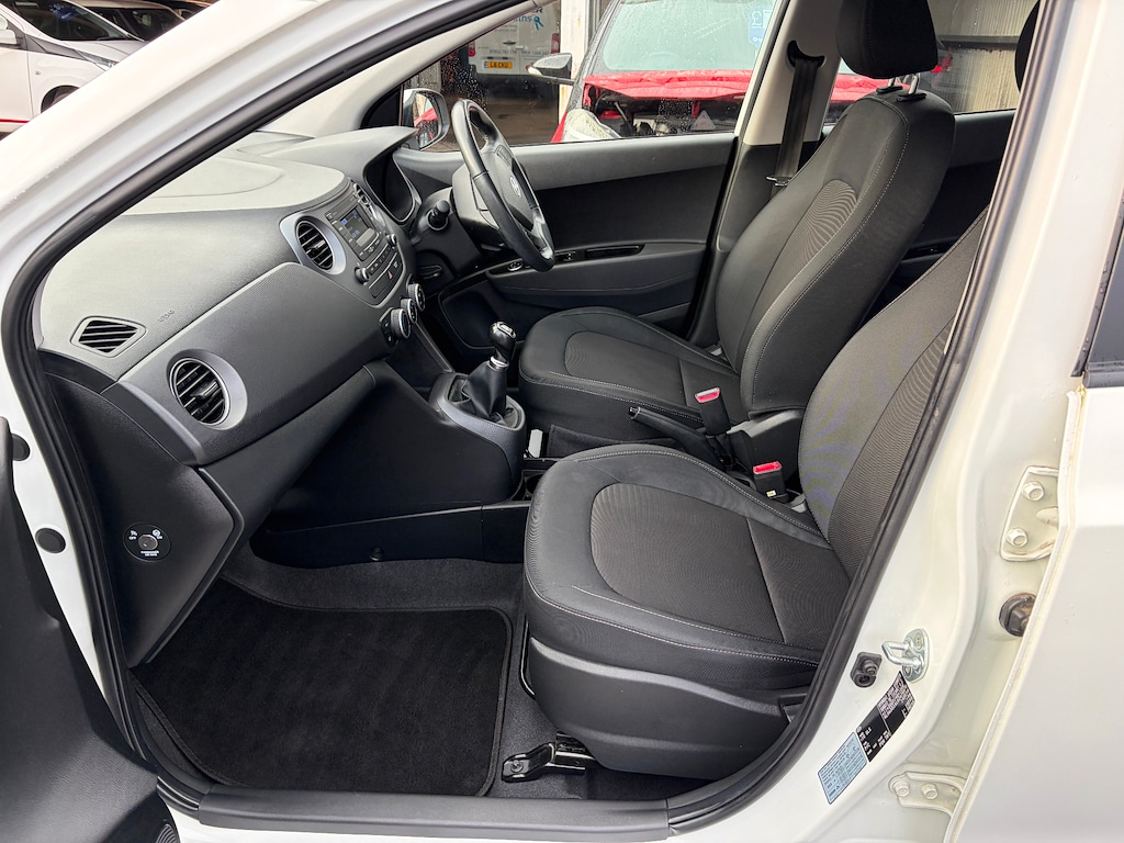 Used Hyundai i10 2018 for sale - 77151728: Photo 25