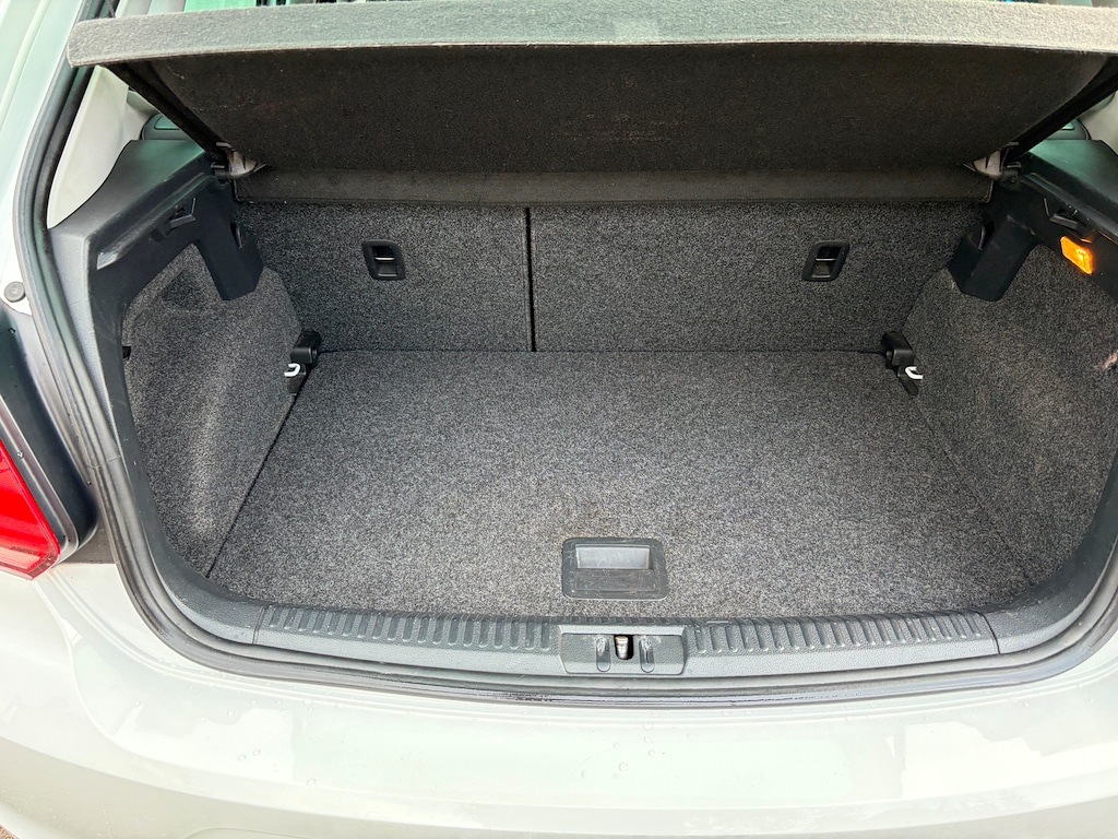 Used Volkswagen Polo 2015 for sale - 76609776: Photo 12