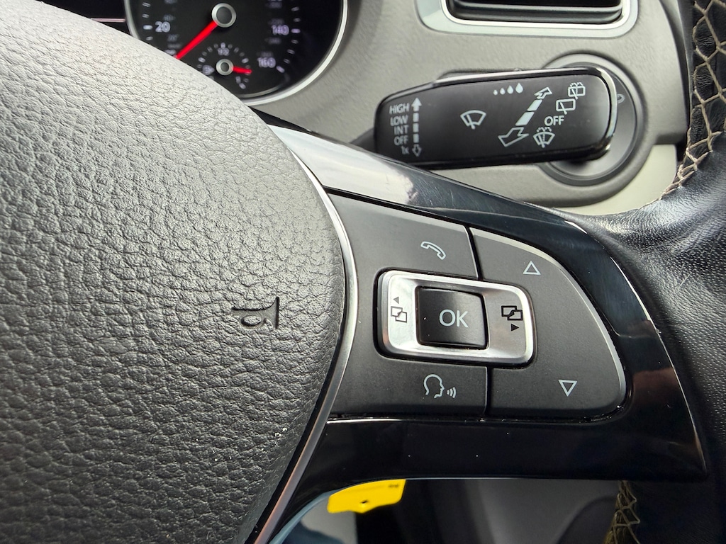 Used Volkswagen Polo 2015 for sale - 76609776: Photo 20