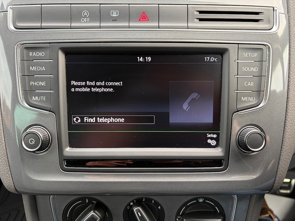 Used Volkswagen Polo 2015 for sale - 76609776: Photo 27