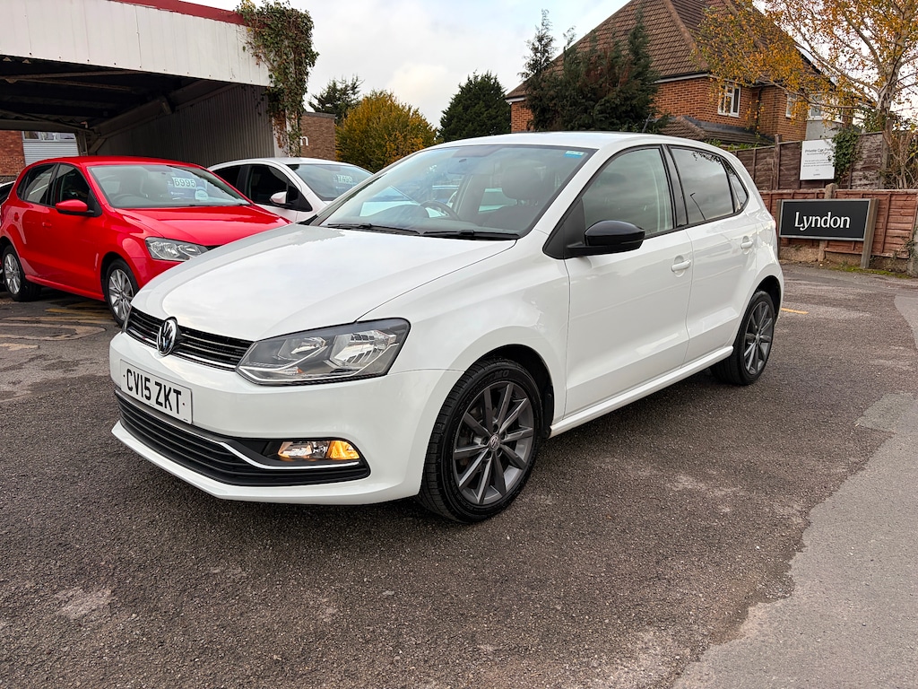 Used Volkswagen Polo 2015 for sale - 76609776: Photo 4