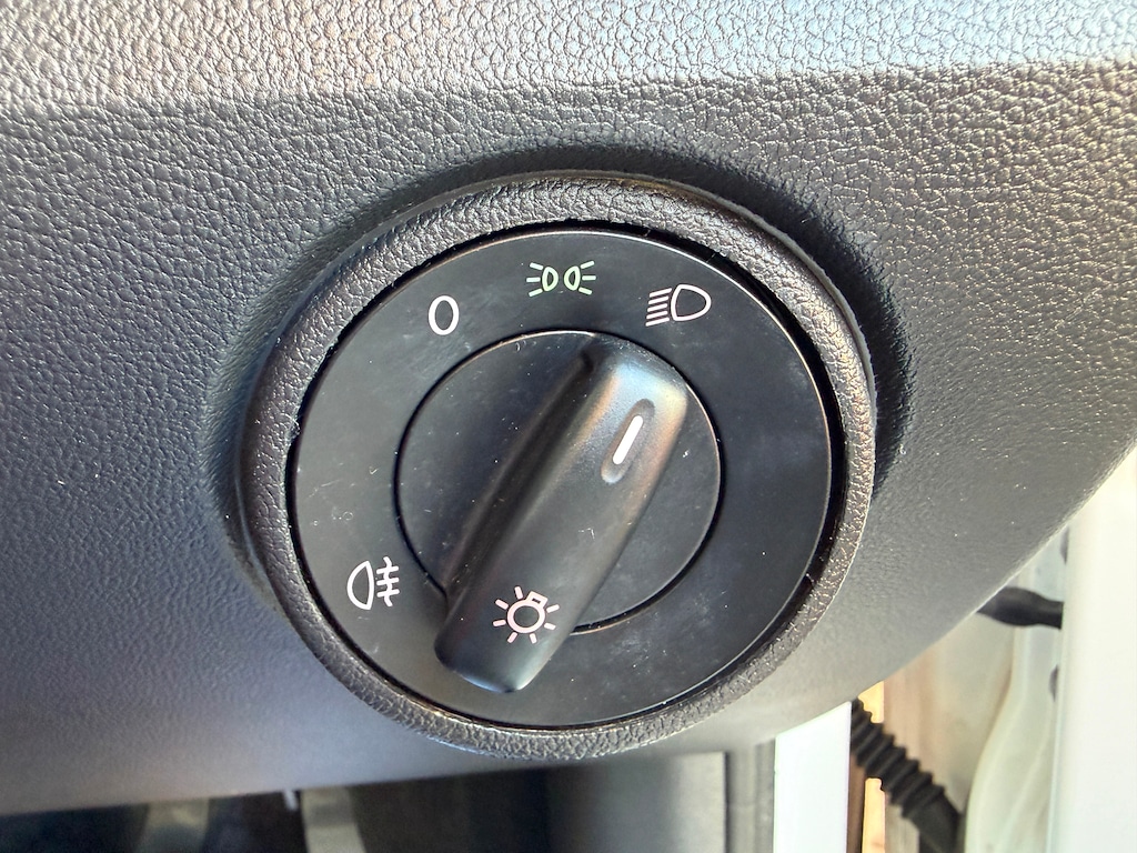 Used Volkswagen up! 2018 for sale - 76609779: Photo 14