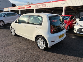 Used Volkswagen up! 2018 for sale - 76609779: Photo
