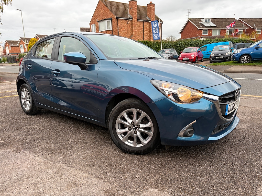Used Mazda Mazda2 2018 for sale - 76609780: Photo 1