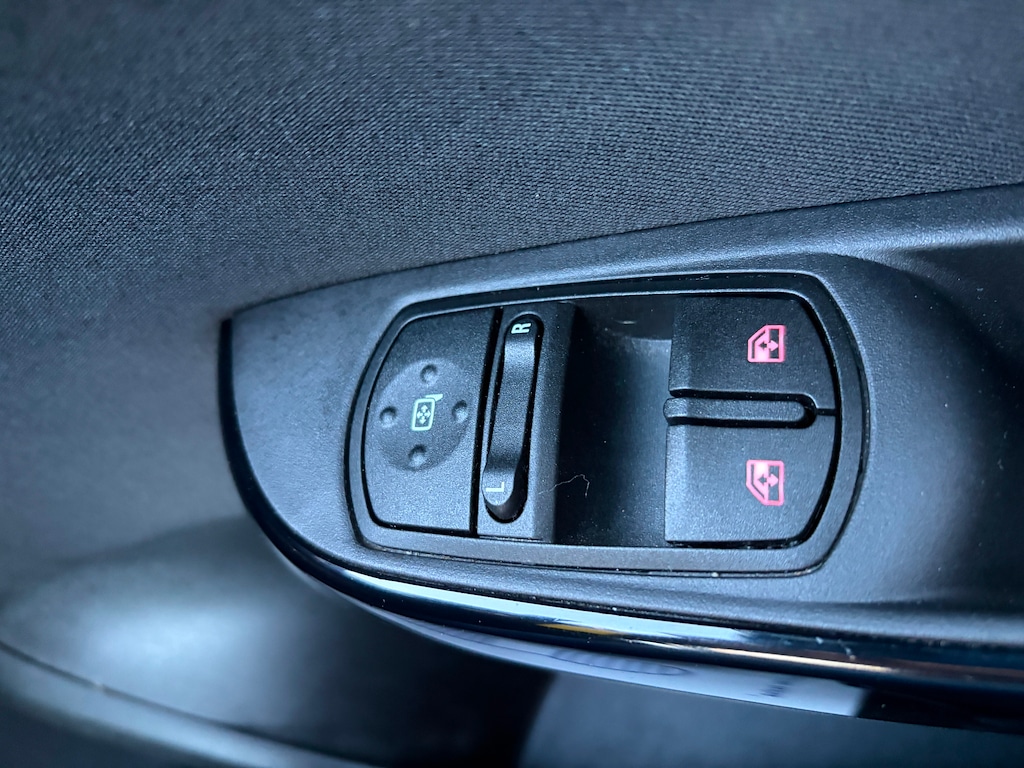 Used Vauxhall Corsa 2017 for sale - 76766576: Photo 14