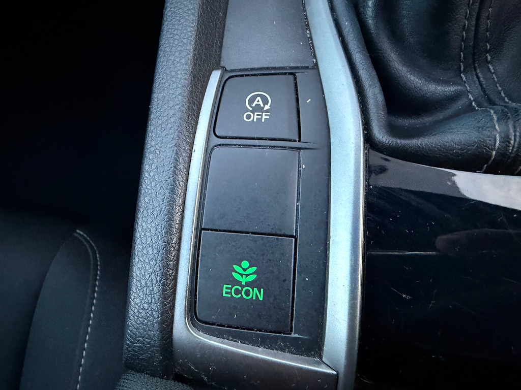 Used Honda Civic 2019 for sale - 76609800: Photo 18