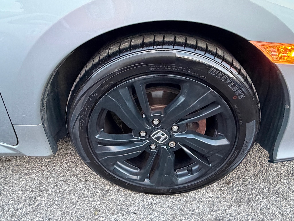 Used Honda Civic 2019 for sale - 76609800: Photo 19