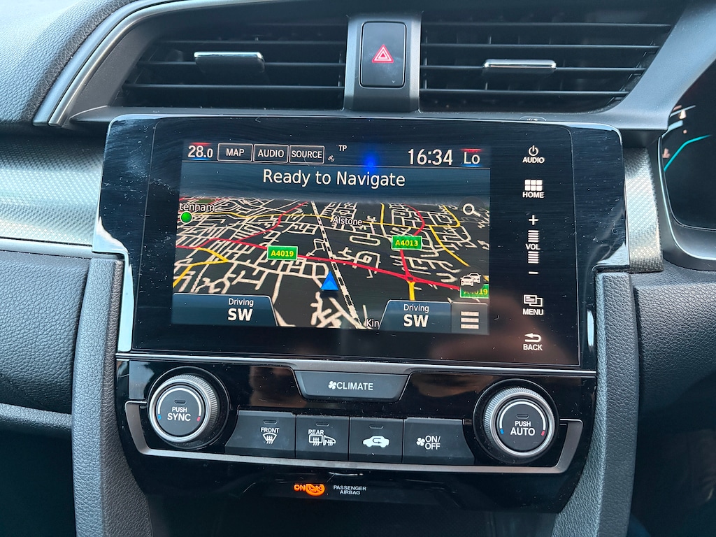 Used Honda Civic 2019 for sale - 76609800: Photo 20