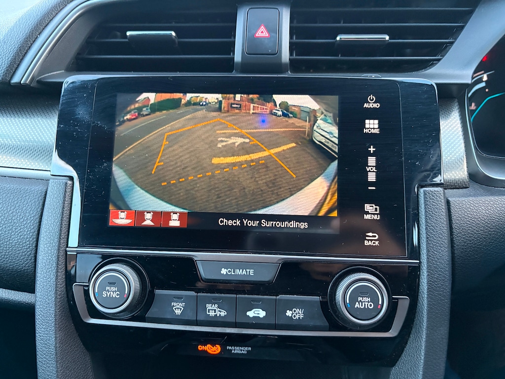 Used Honda Civic 2019 for sale - 76609800: Photo 21