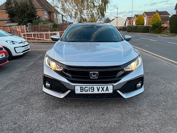 Used Honda Civic 2019 for sale - 76609800: Photo