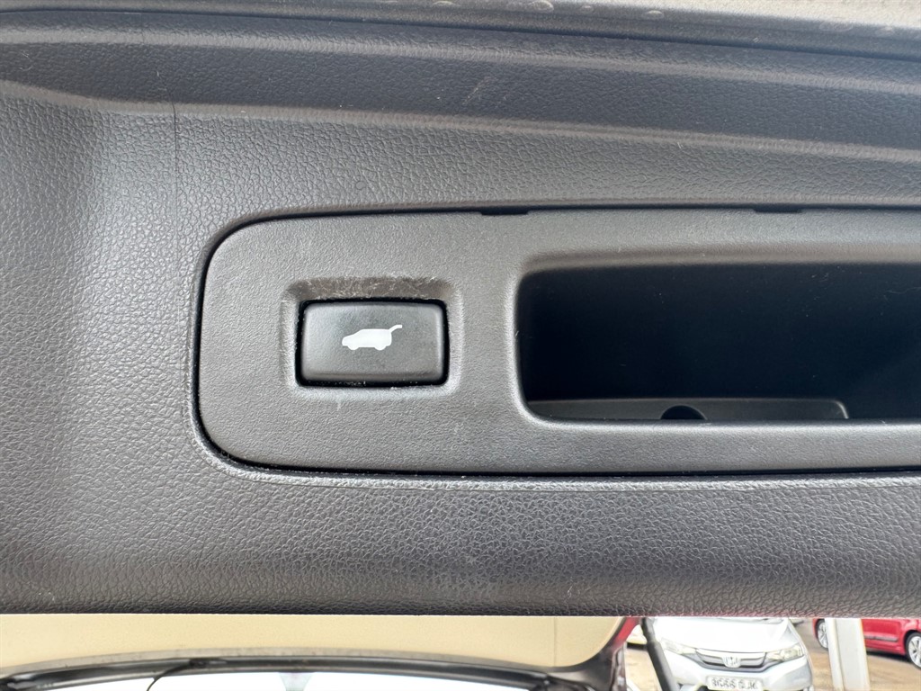 Used Honda CR-V 2017 for sale - 76609794: Photo 11