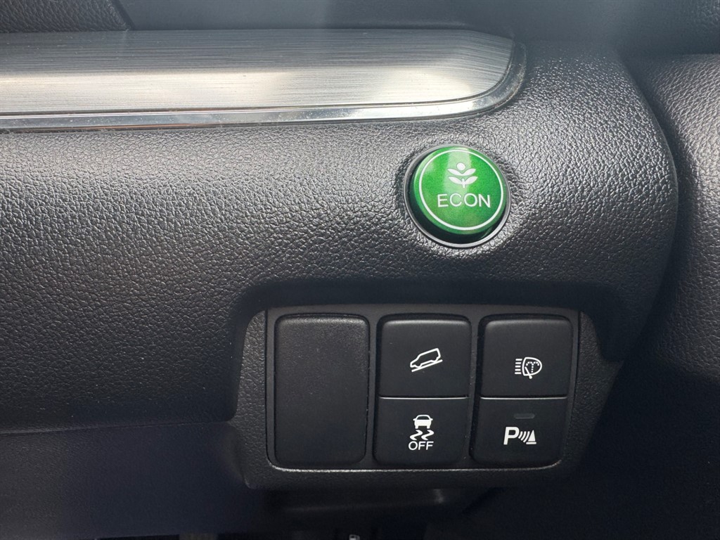 Used Honda CR-V 2017 for sale - 76609794: Photo 17