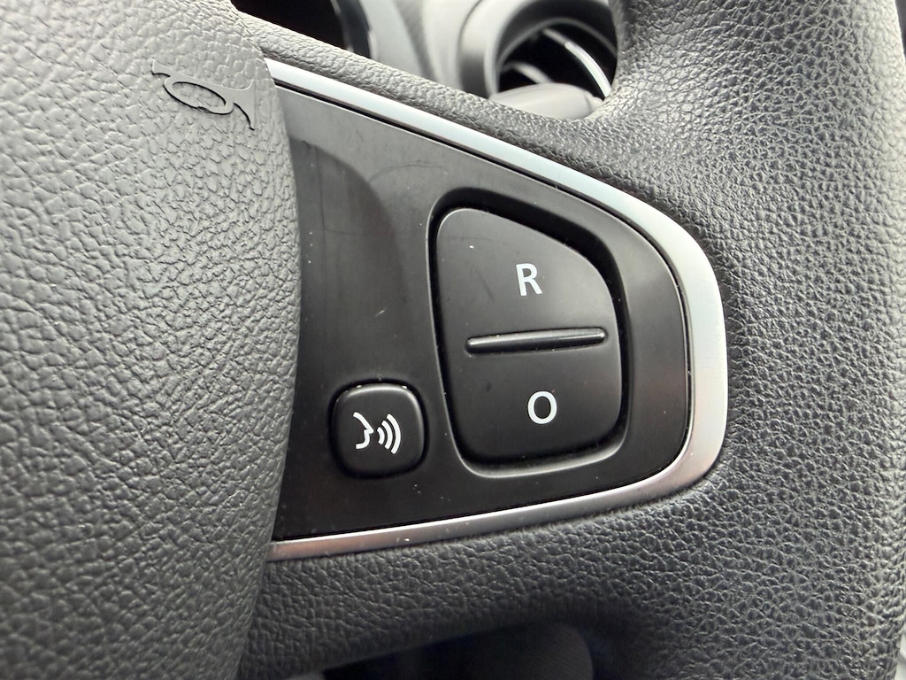 Used Renault Clio 2017 for sale - 77570336: Photo 17