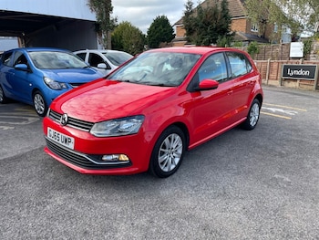 Used Volkswagen Polo 2015 for sale - 76609784: Photo