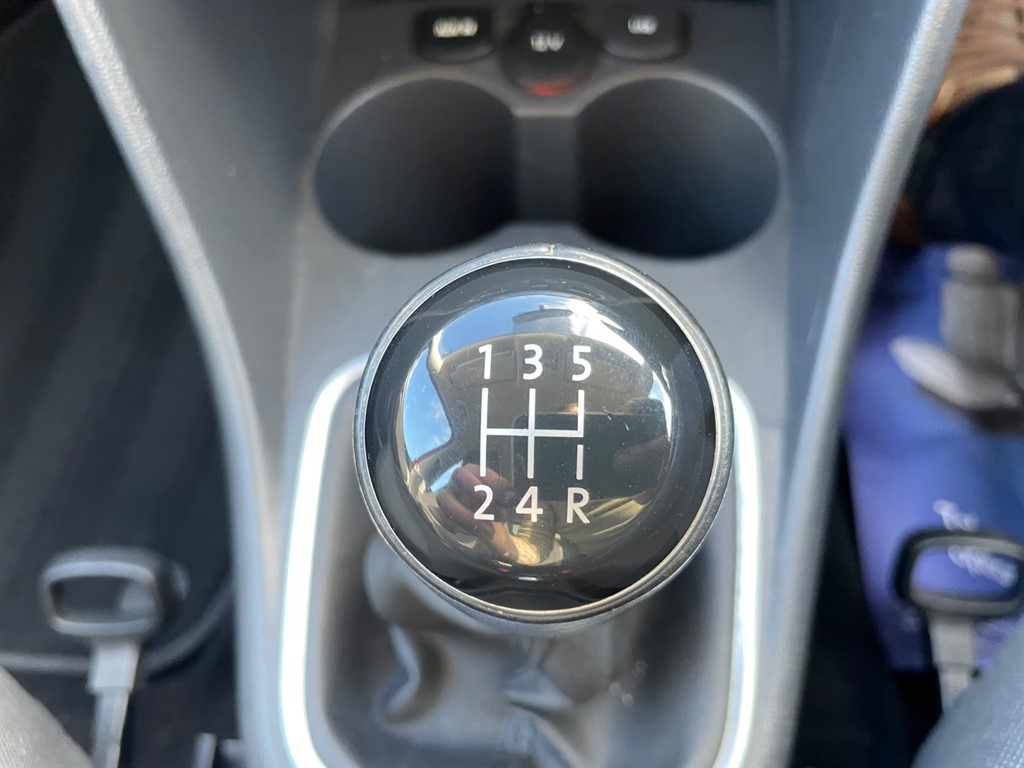 Used Volkswagen Polo 2015 for sale - 76609784: Photo 9