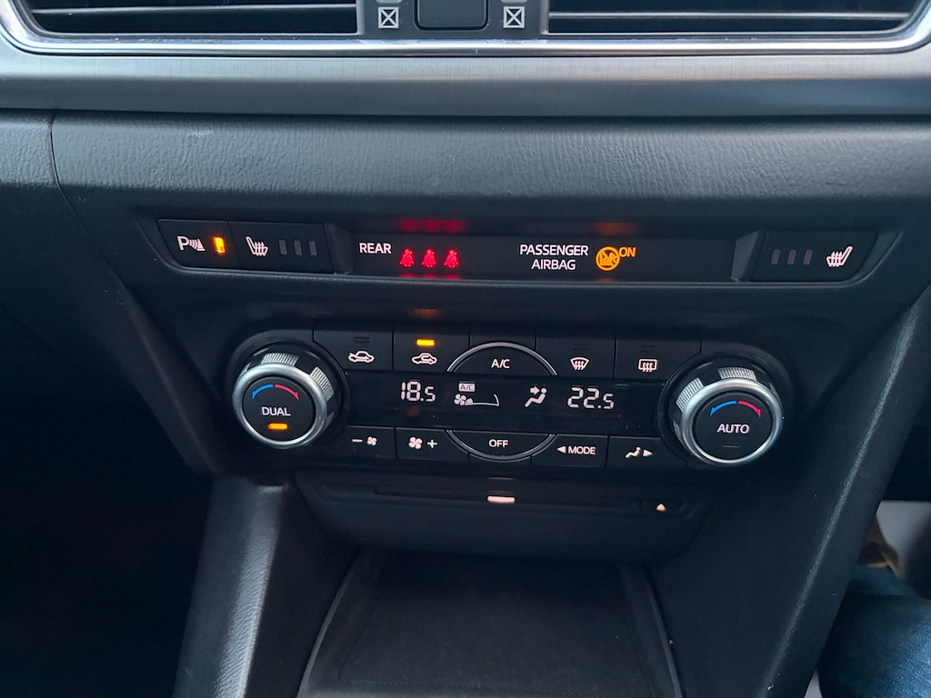 Used Mazda Mazda3 2015 for sale - 76609792: Photo 24