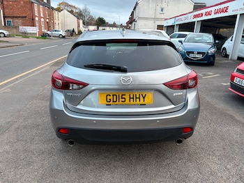 Used Mazda Mazda3 2015 for sale - 76609792: Photo