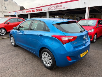 Used Hyundai i30 2016 for sale - 77347592: Photo