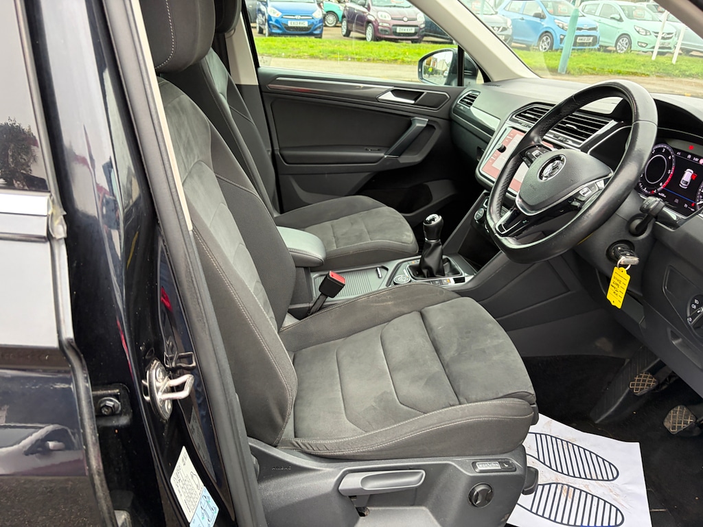 Used Volkswagen Tiguan 2017 for sale - 77071233: Photo 10