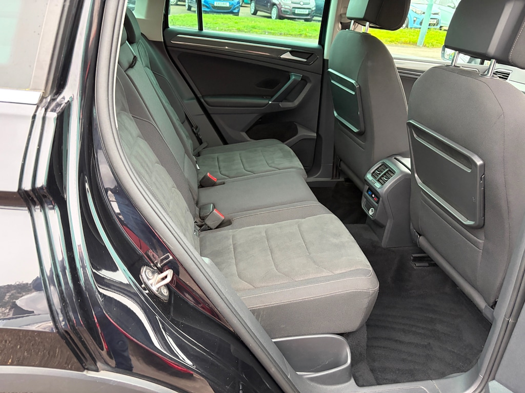 Used Volkswagen Tiguan 2017 for sale - 77071233: Photo 12