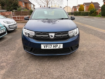 Used Dacia Sandero 2017 for sale - 77918255: Photo