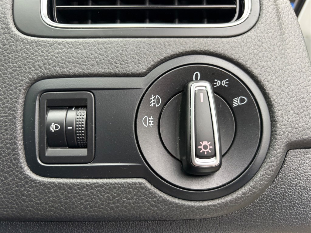 Used Volkswagen Polo 2016 for sale - 76609778: Photo 14