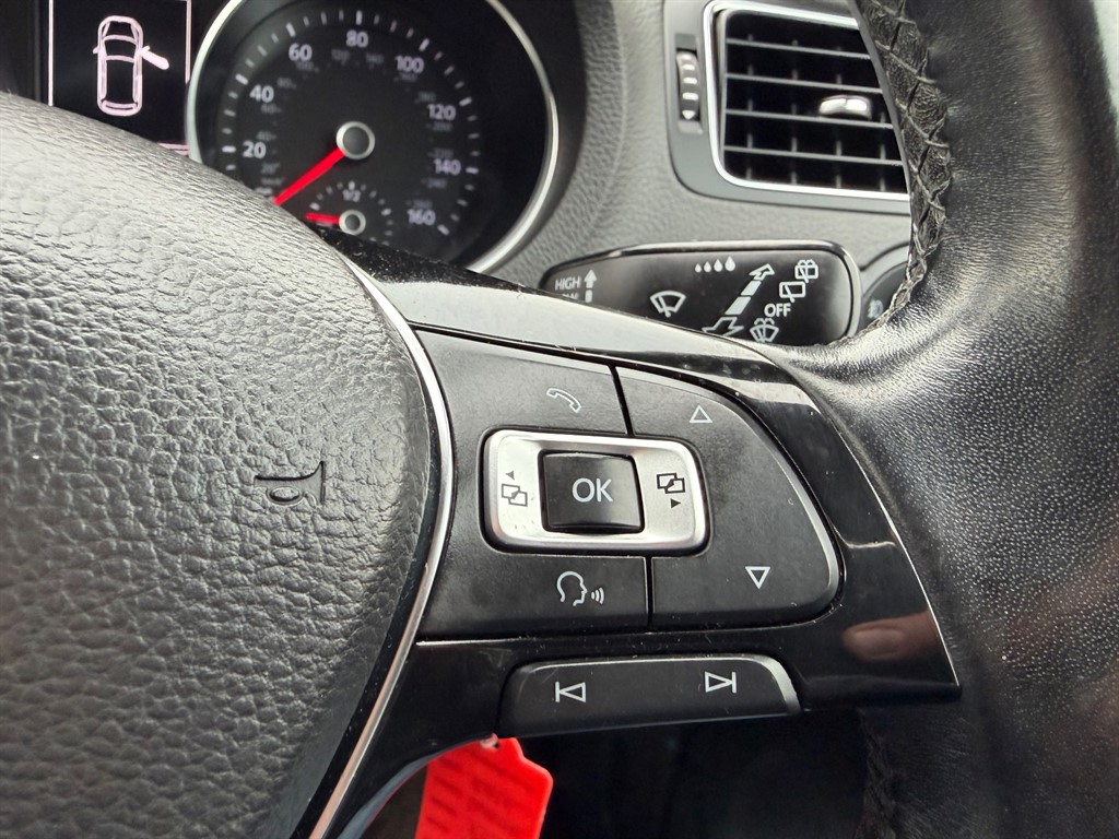 Used Volkswagen Polo 2016 for sale - 76609778: Photo 15