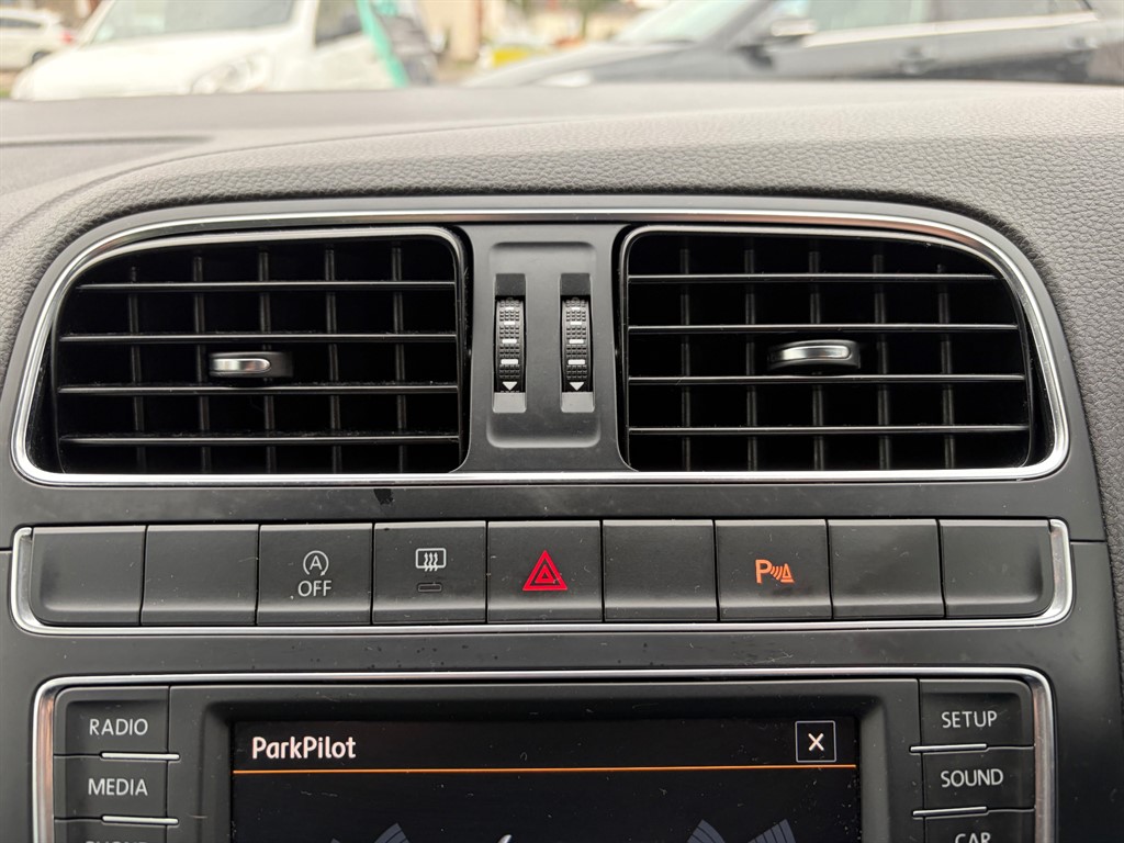 Used Volkswagen Polo 2016 for sale - 76609778: Photo 21