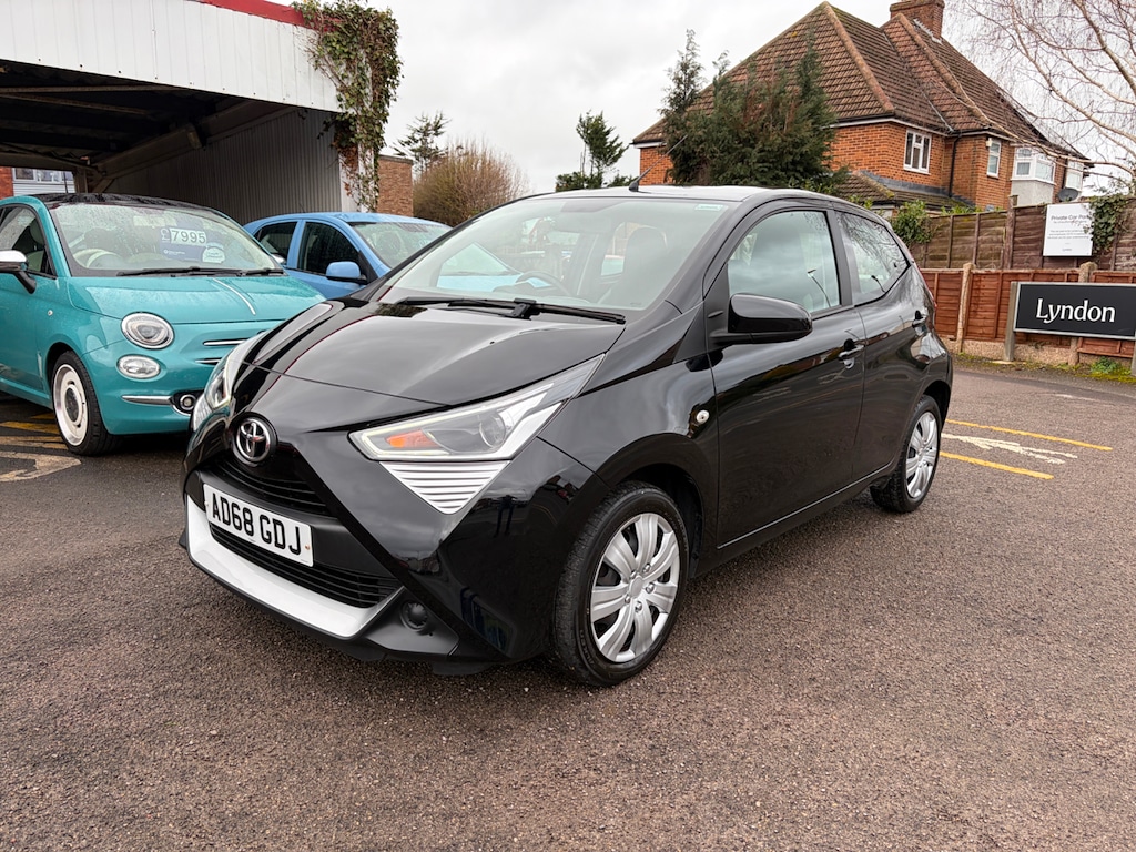 Used Toyota AYGO 2019 for sale - 77732852: Photo 3
