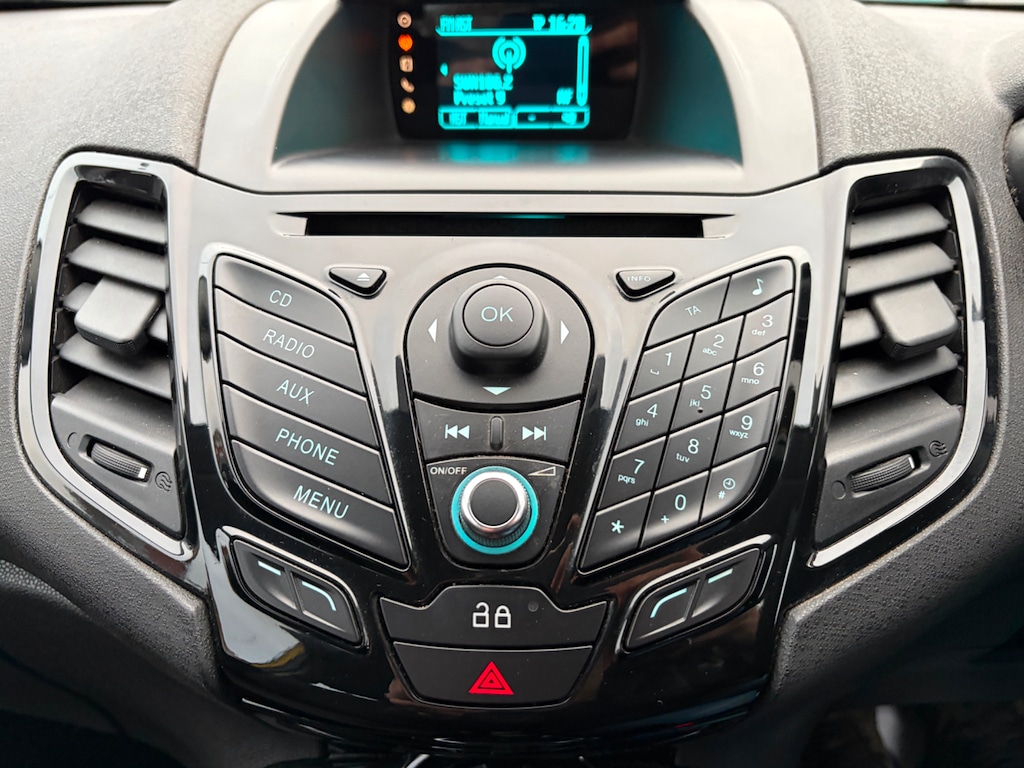 Used Ford Fiesta 2013 for sale - 77360847: Photo 18