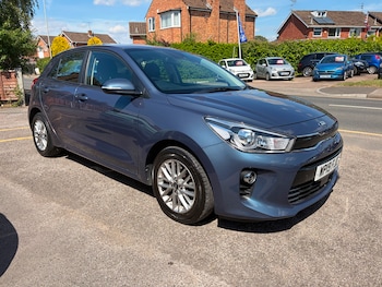 Used Kia Rio 2019 for sale - 79102096: Photo
