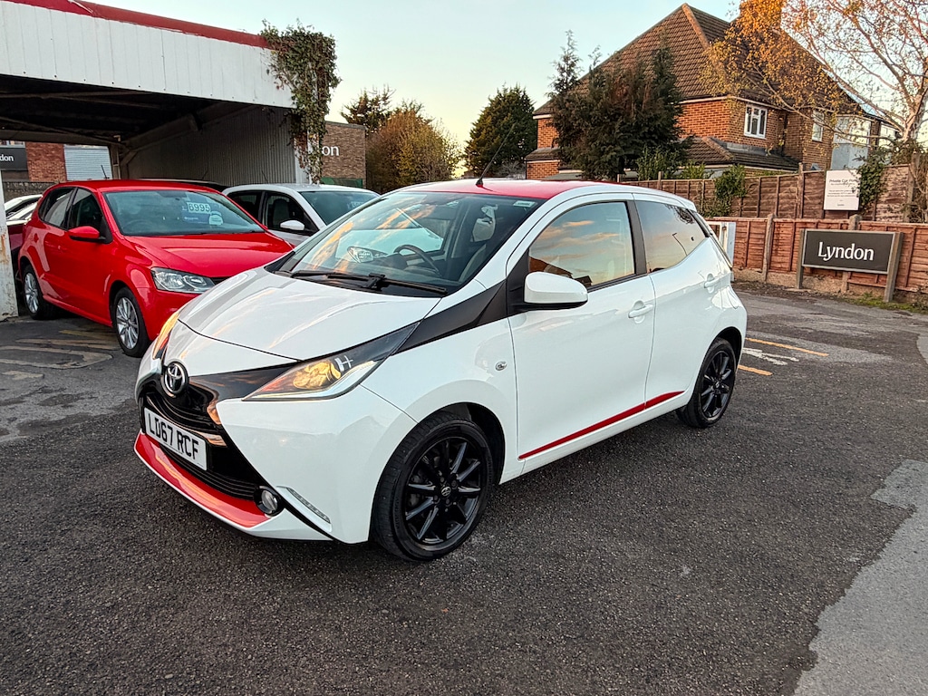 Used Toyota AYGO 2017 for sale - 76628539: Photo 3