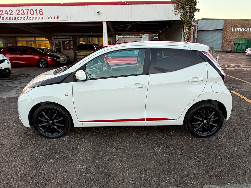 Used Toyota AYGO 2017 for sale - 76628539: Photo 5