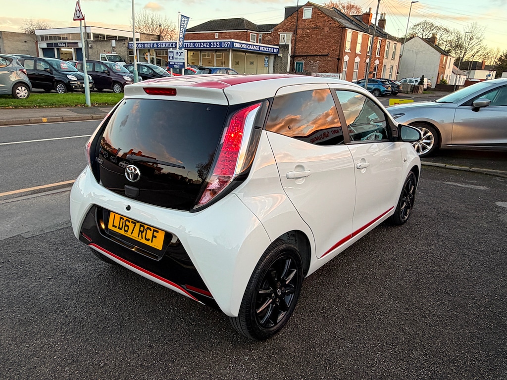 Used Toyota AYGO 2017 for sale - 76628539: Photo 8
