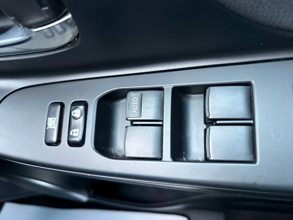 Used Toyota Yaris 2016 for sale - 76908234: Photo 14