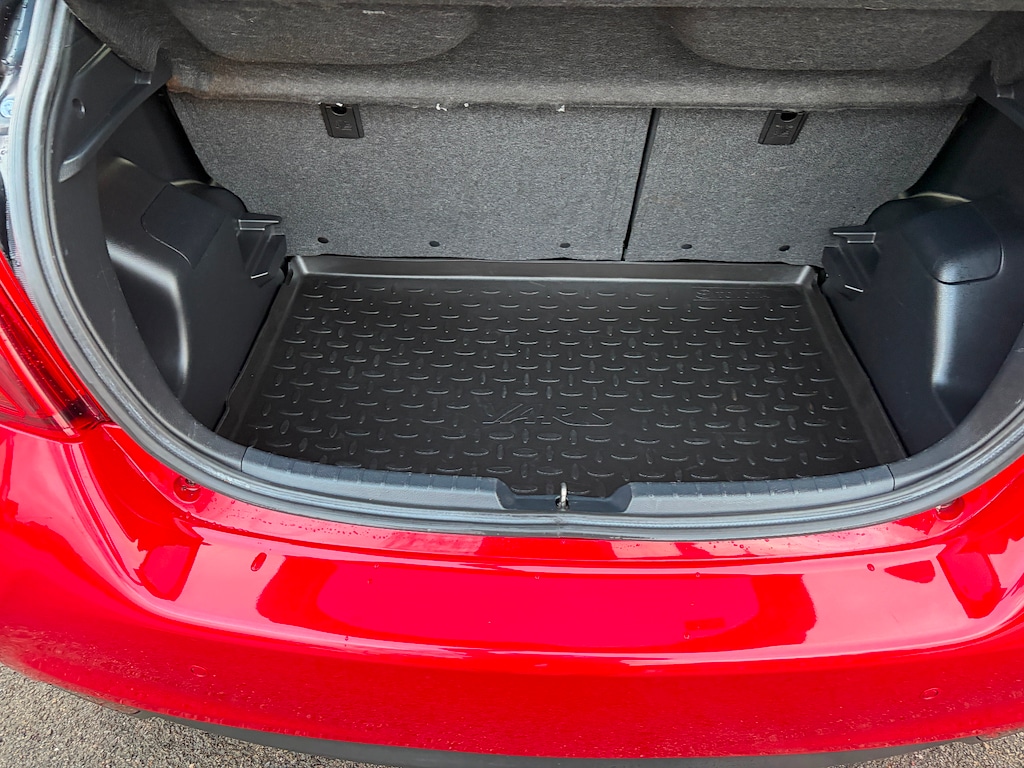 Used Toyota Yaris 2016 for sale - 76908234: Photo 23