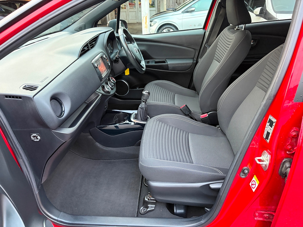 Used Toyota Yaris 2016 for sale - 76908234: Photo 24