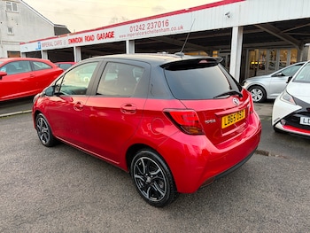 Used Toyota Yaris 2016 for sale - 76908234: Photo