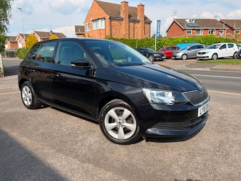 Used Skoda Fabia 2015 for sale - 78913001: Photo