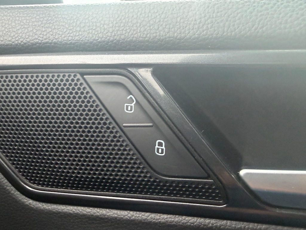 Used Volkswagen Tiguan 2018 for sale - 77732871: Photo 14