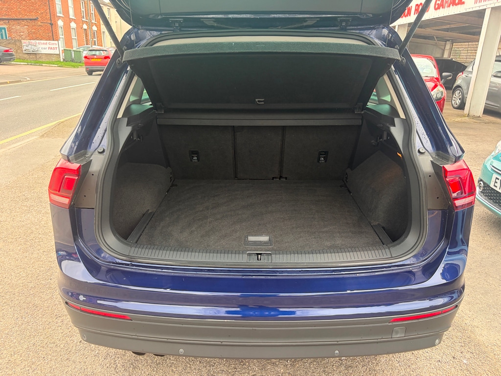 Used Volkswagen Tiguan 2018 for sale - 77732871: Photo 26