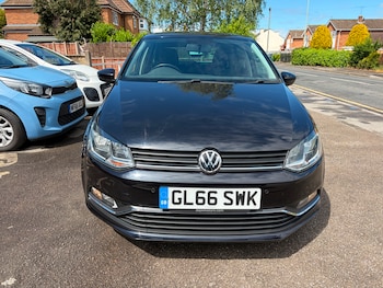 Used Volkswagen Polo 2016 for sale - 78568743: Photo