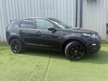 Used Land Rover Discovery Sport 2015 for sale - 79232778: Photo