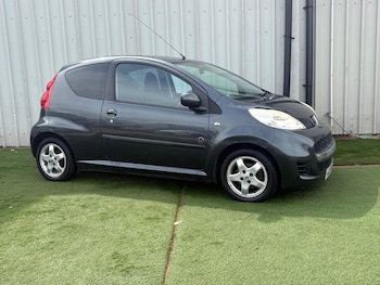 Used Peugeot 107 2011 for sale - 79497871: Photo