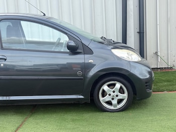 Used Peugeot 107 2011 for sale - 79497871: Photo