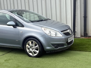 Used Vauxhall Corsa 2009 for sale - 79076397: Photo